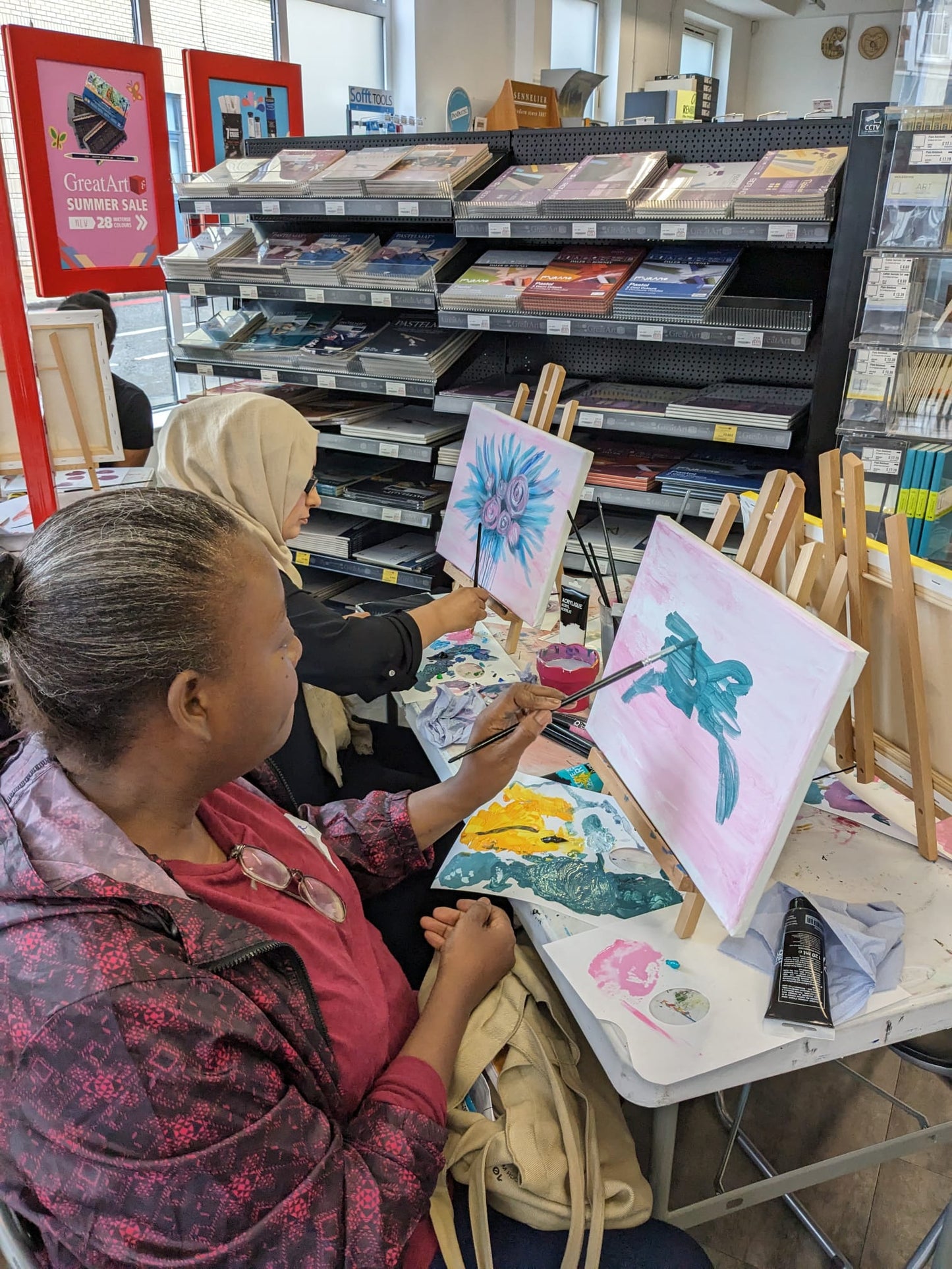 ABSTRACT FLOWER BOUQUETS - Painting Workshop at The Howard Centre, Welwyn Garden City - 20th SEPTEMBER 2023