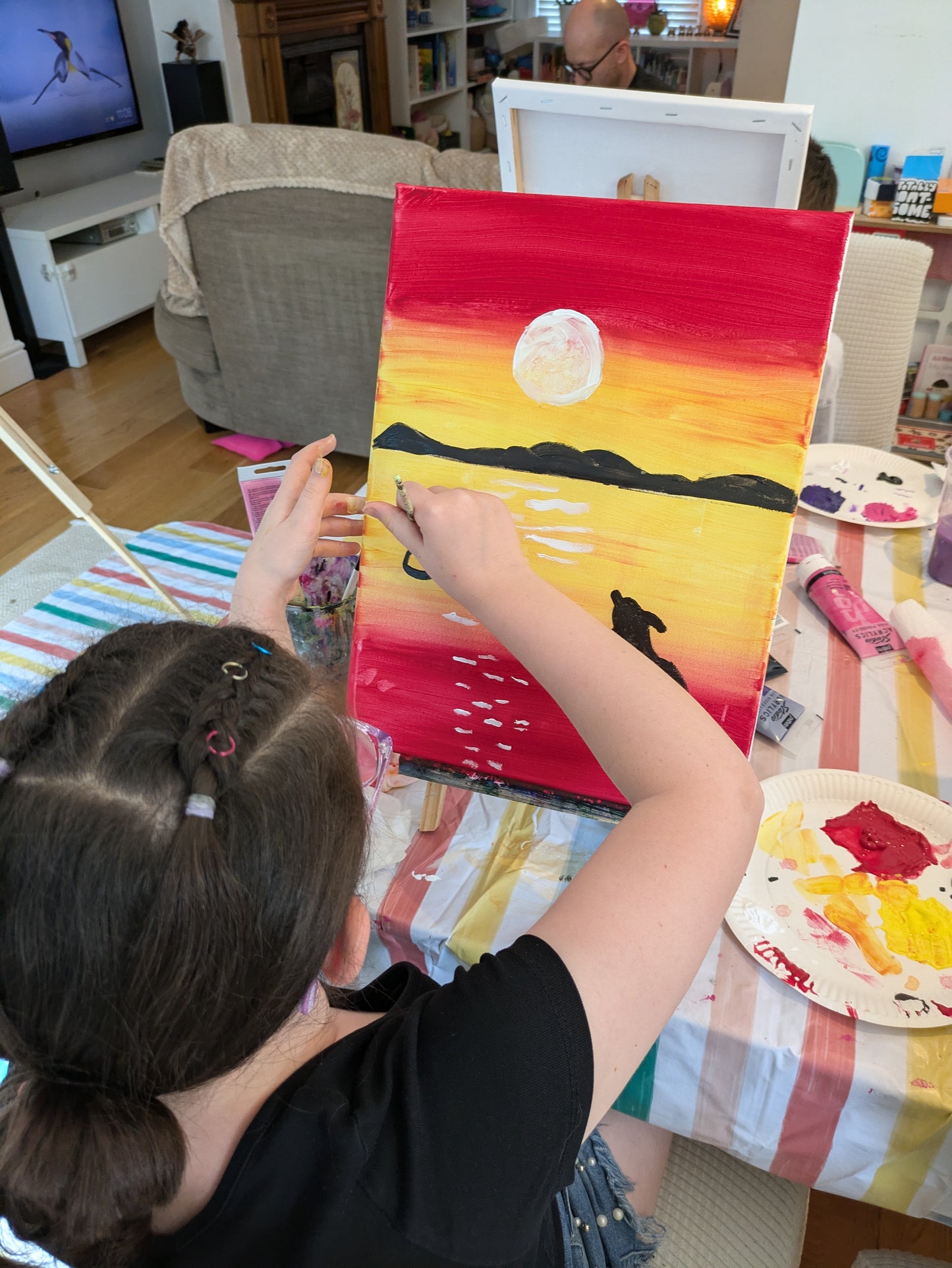 KIDS PAINTING PARTY - Celebrate with creativity and art!