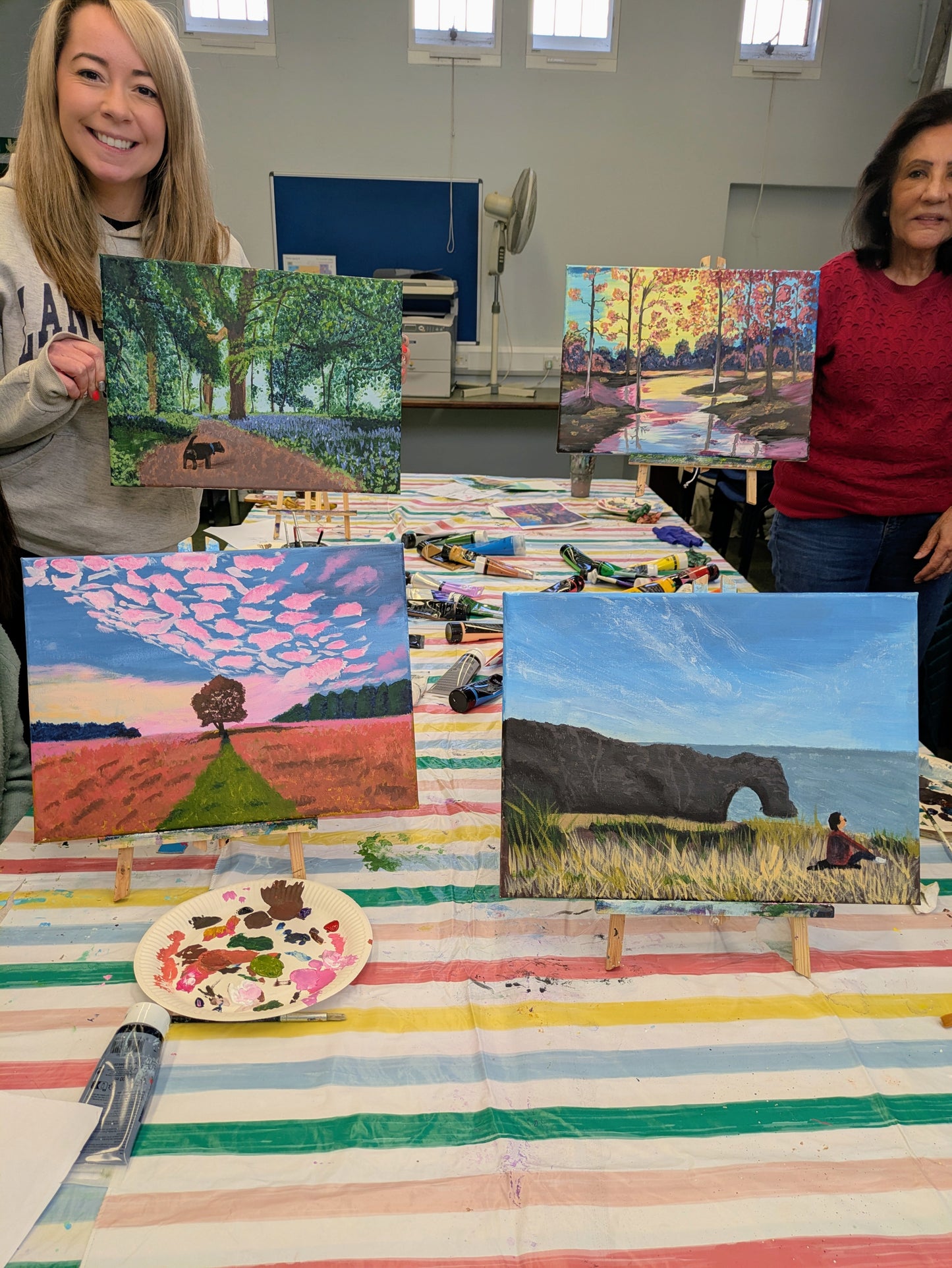 Weekly Acrylic Painting Classes, Herts - TUESDAY Morning Short Course - SUMMER (June - July 25) - Datchworth Parish Church, Hertfordshire