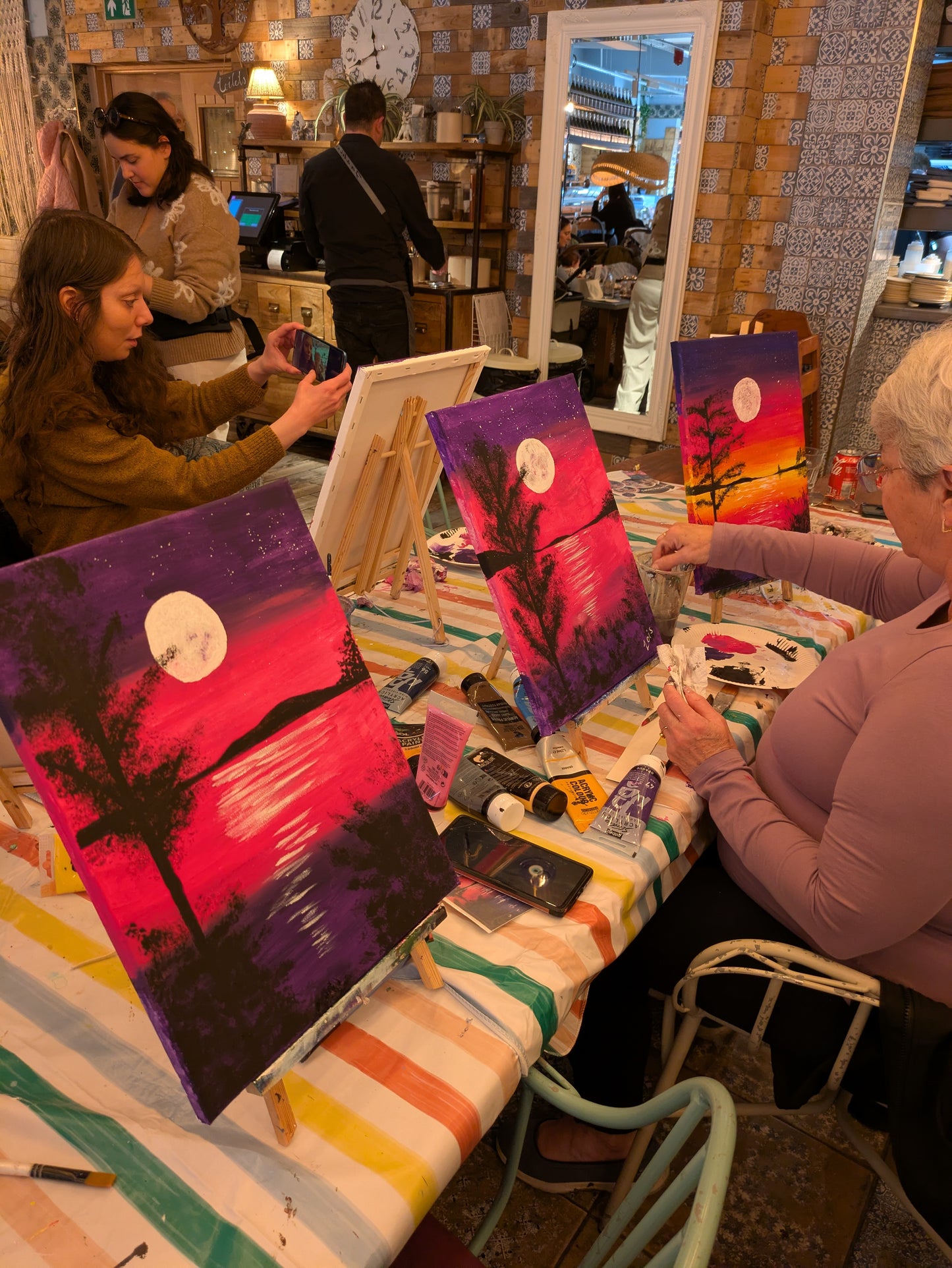 ICY LAKE - Painting Workshop at Megan's, Welywn, Hertfordshire - Wednesday 3rd DECEMBER 2025, 10amm