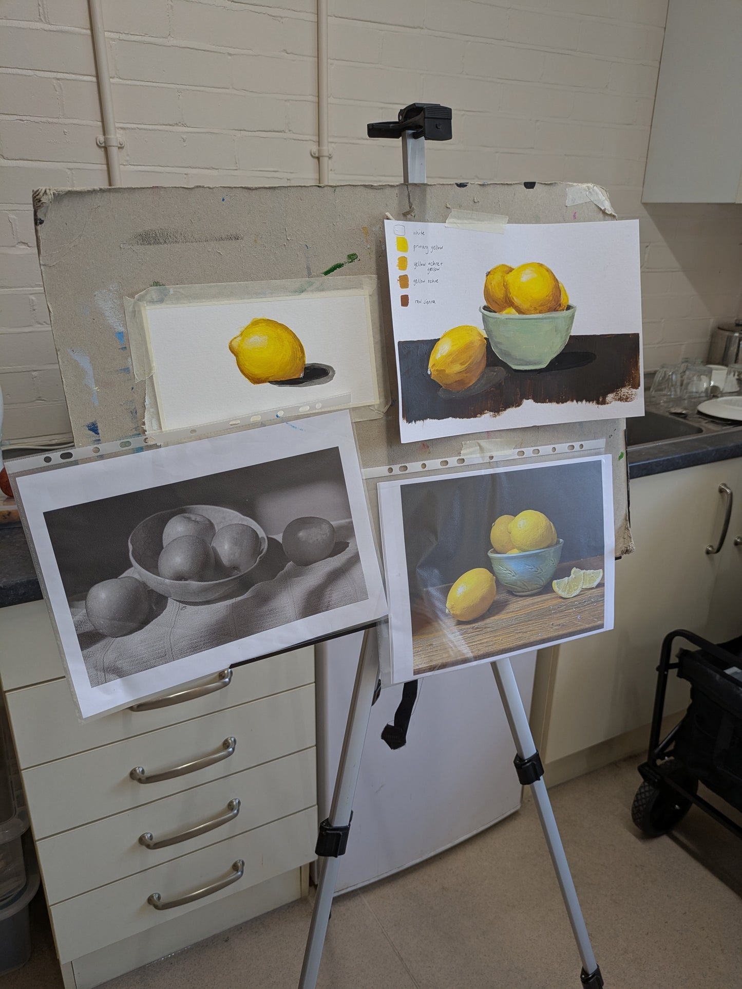 Weekly Acrylic Painting Classes, Herts - TUESDAY Morning Short Course - SUMMER (June - July 25) - Datchworth Parish Church, Hertfordshire