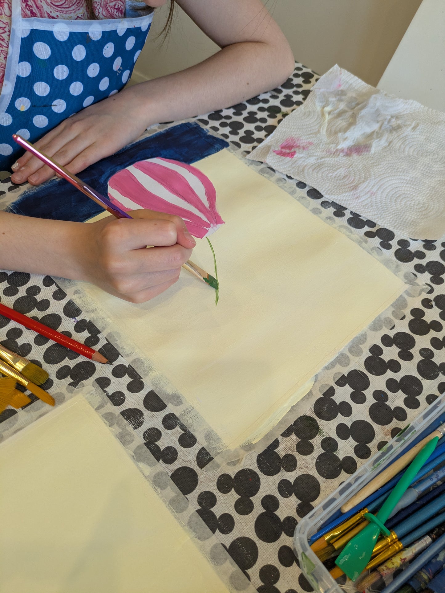 KIDS PAINTING PARTY - Celebrate with creativity and art!