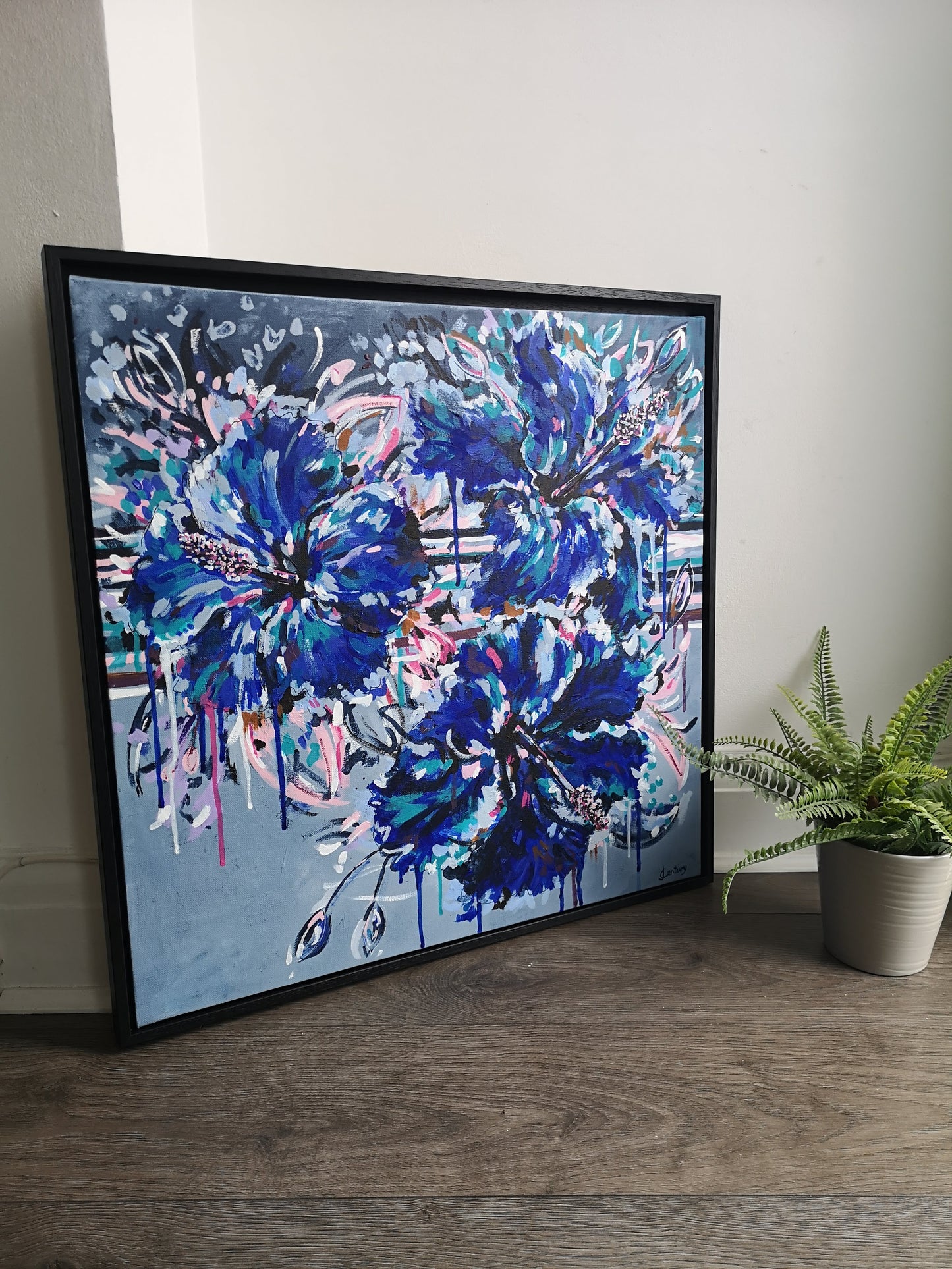 Hibiscus Lagoon (60x60cm)