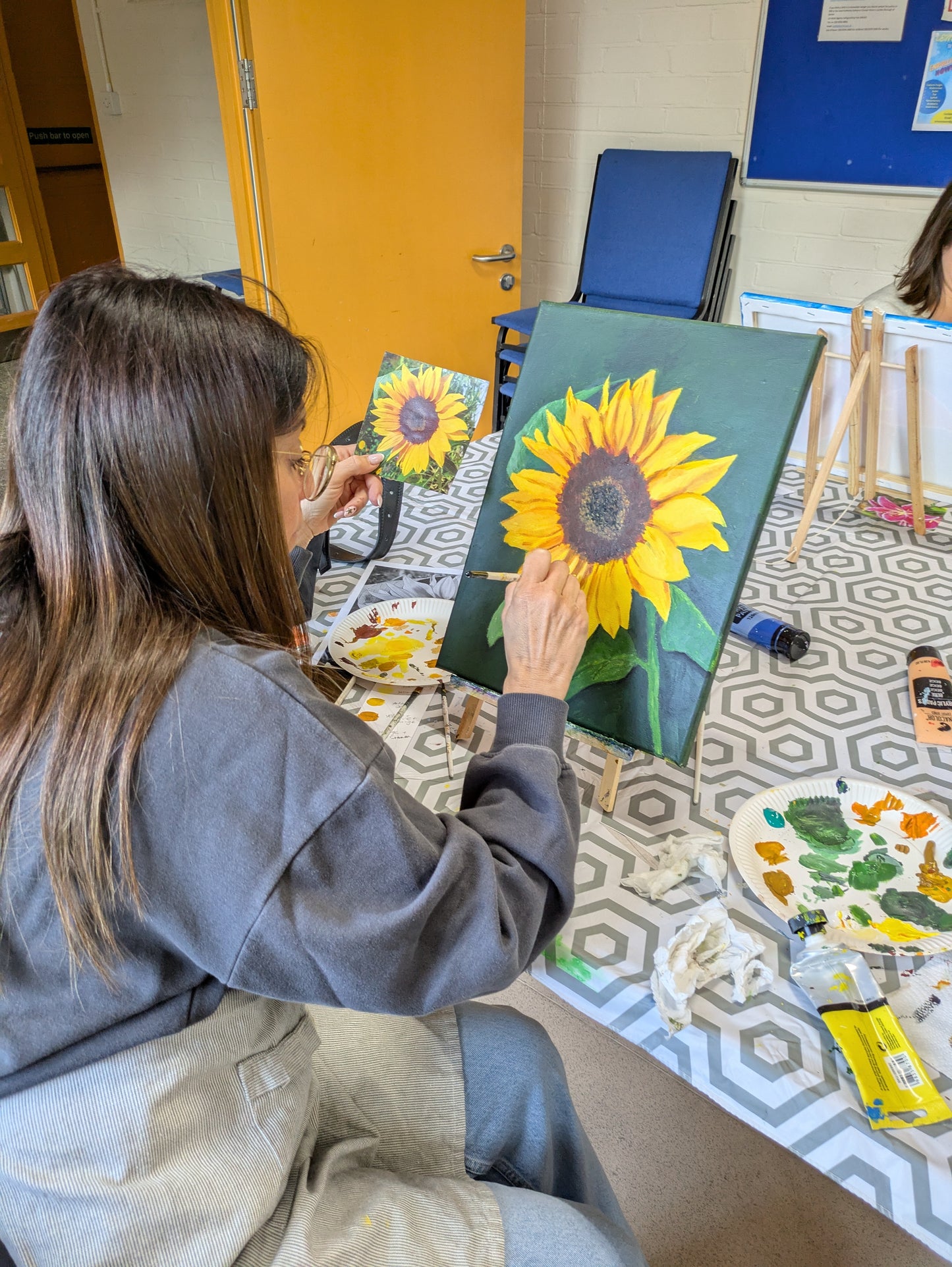 Weekly Acrylic Painting Classes, NW London - THURSDAY Morning Short Course - SUMMER (June - July 25) - The Eversfield Centre, Mill Hill, London