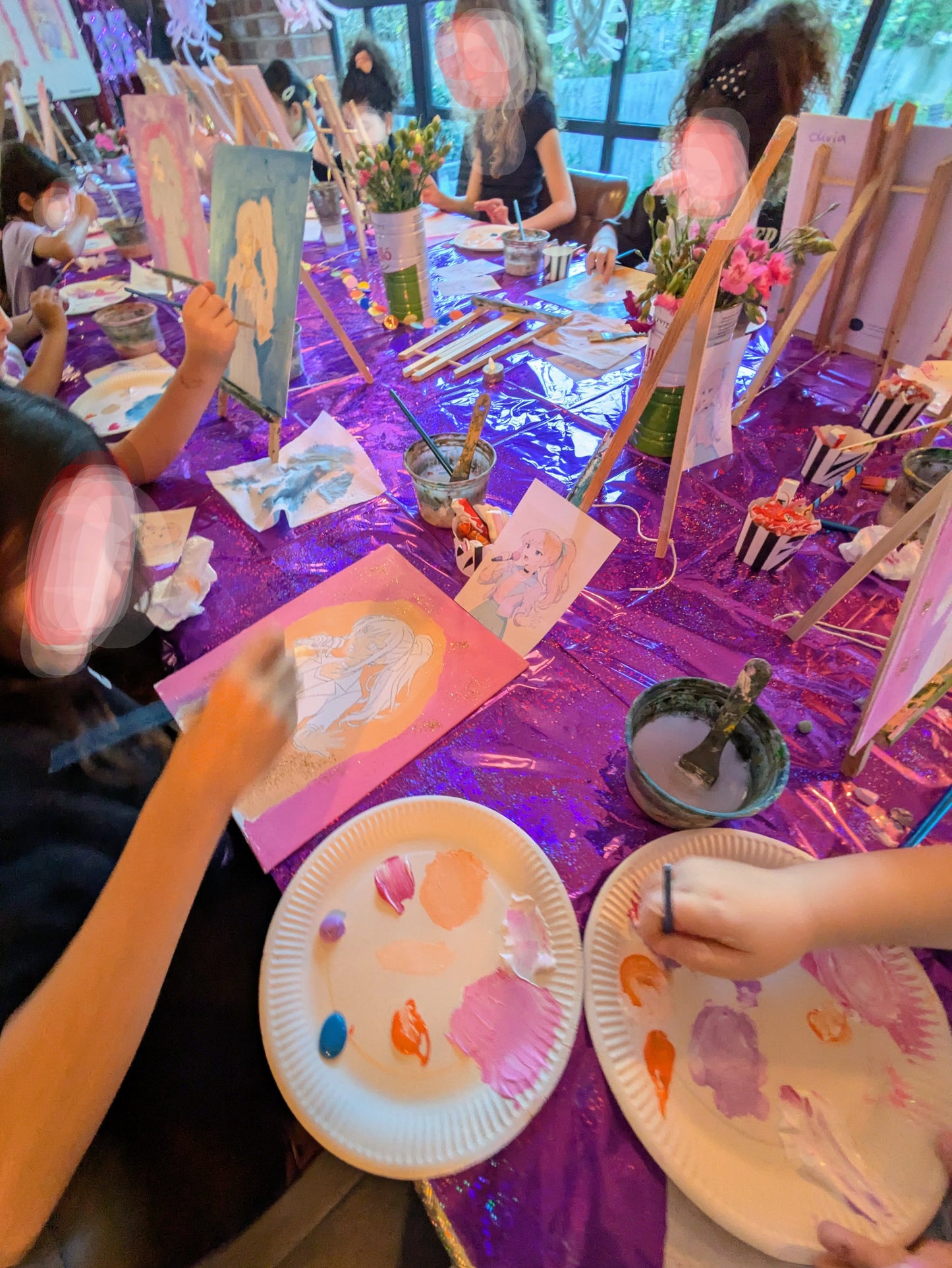 KIDS PAINTING PARTY - Celebrate with creativity and art!