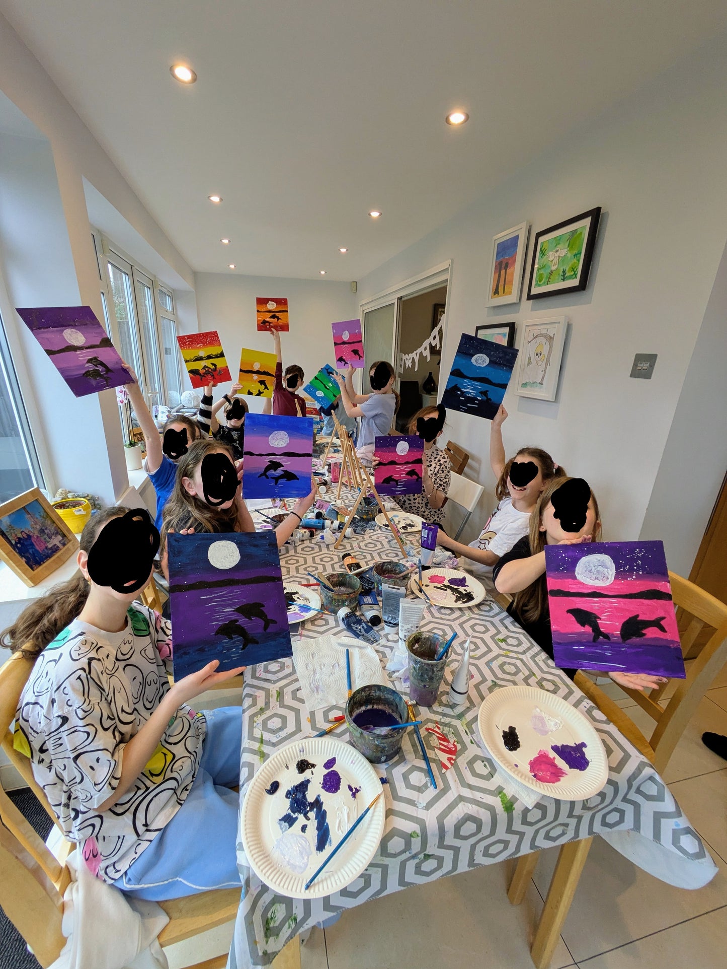 KIDS PAINTING PARTY - Celebrate with creativity and art!