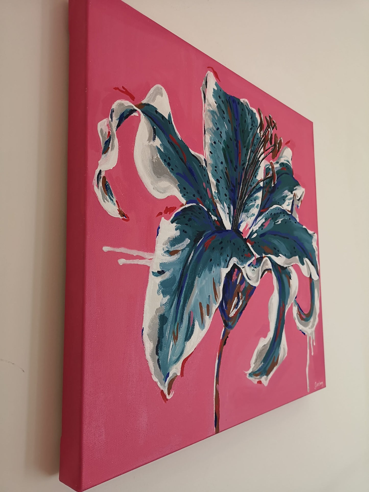 Side view of Abstract vibrant Lily painting by Judy Century Art to show pink colour wrapped around the canvas edge